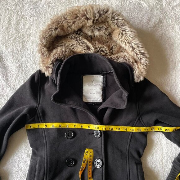 2000s Black American Eagle Faux Fur Hood - Picture 5 of 7